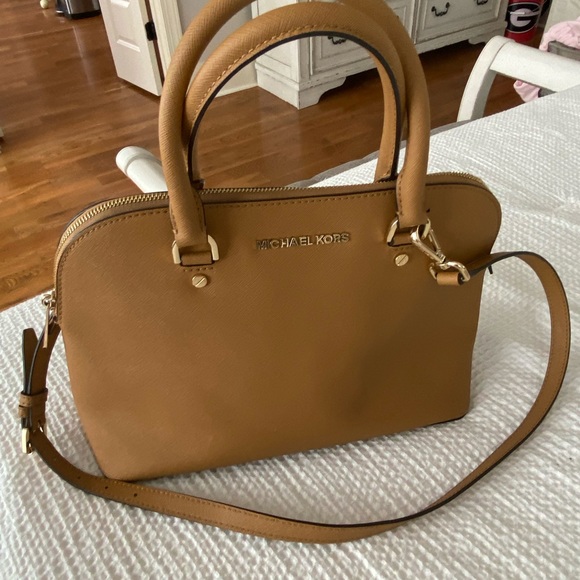 Michael Kors Purse - Picture 10 of 12